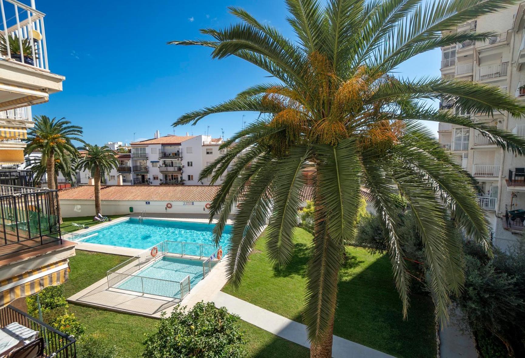 Coronado 136 Menyber Nerja Exterior photo